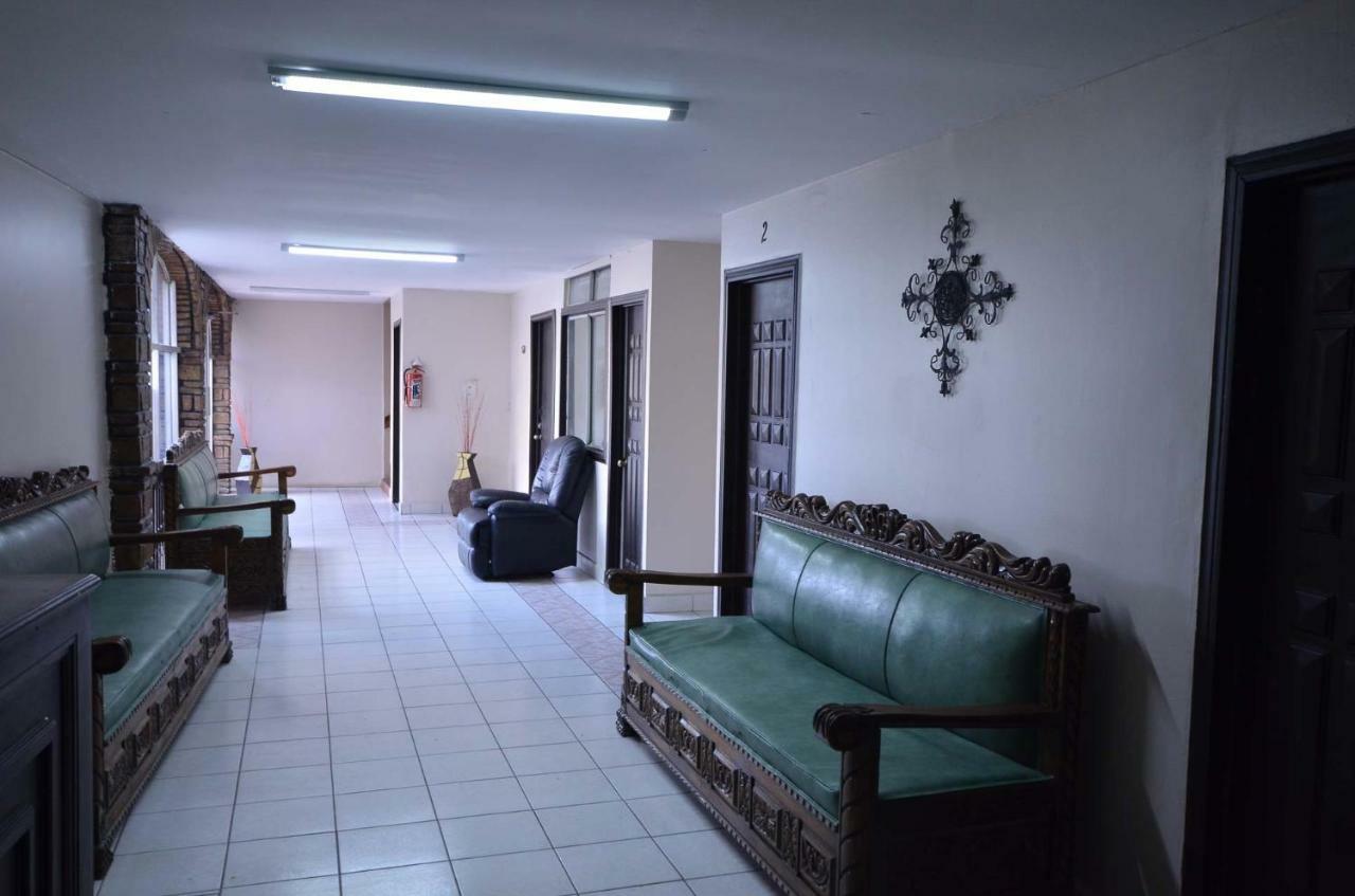 Suites Del Sol Tijuana Zewnętrze zdjęcie